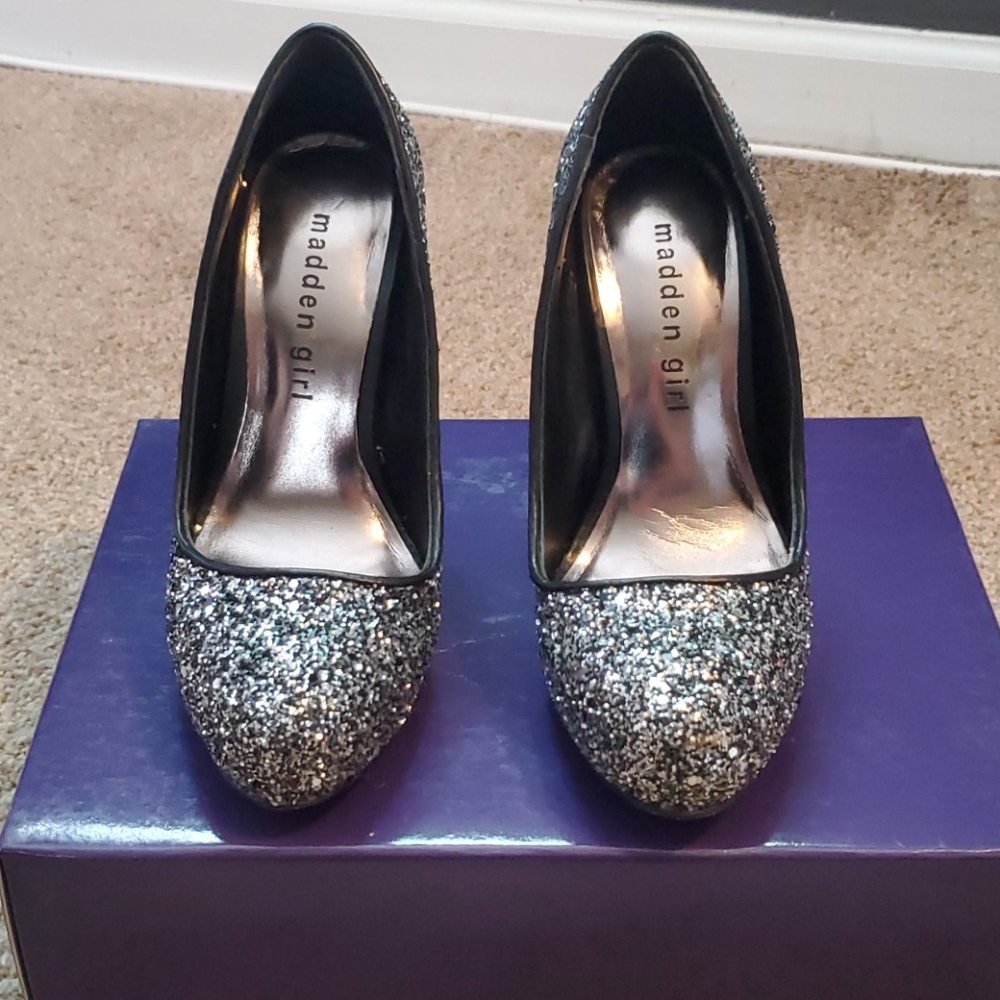 High heels/ Pumps